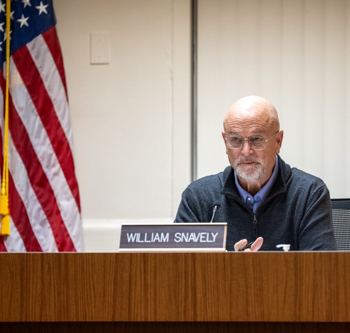 Oxford City Council honors Oxford native, reviews OCAC progress and airport plans